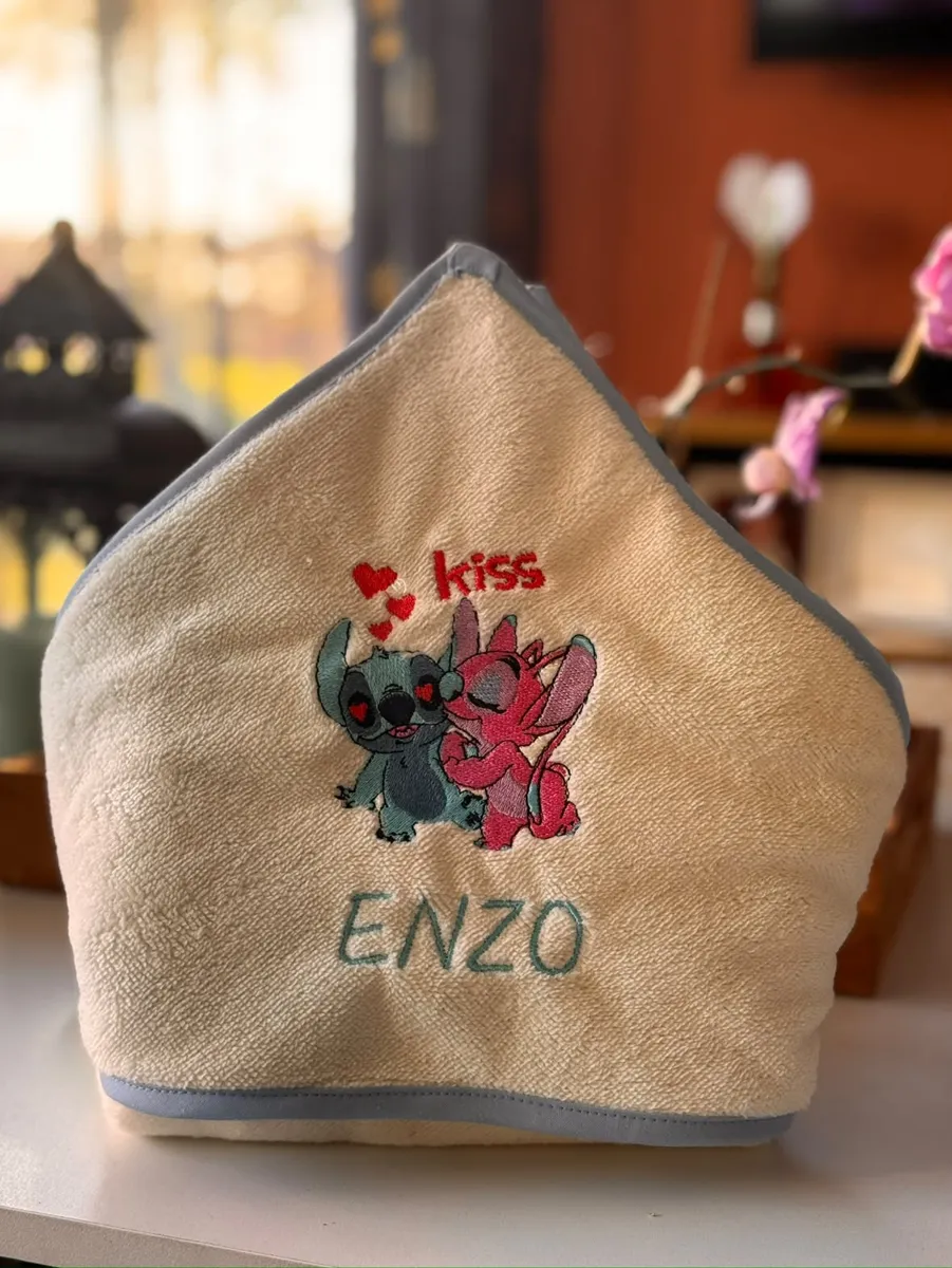 Bavoir Enzo Kiss