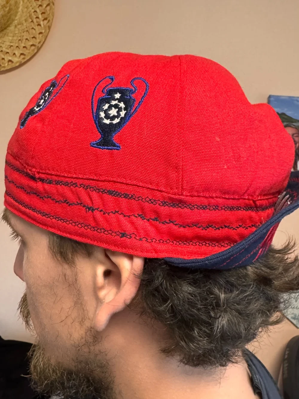 Casquette Rétro Revers de Visière Brodé Paname Rouge