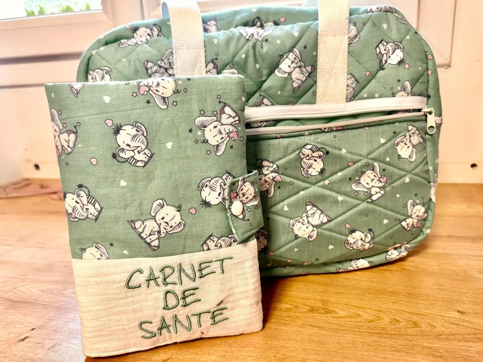 Ensemble Éléphants Vert
